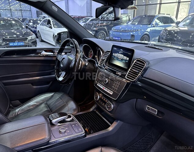 Mercedes GLS 400 4MATIC 2017, 220,200 km - 3.0 l - Bakı