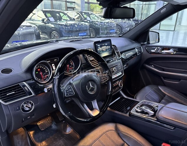 Mercedes GLS 400 4MATIC 2017, 220,200 km - 3.0 l - Bakı