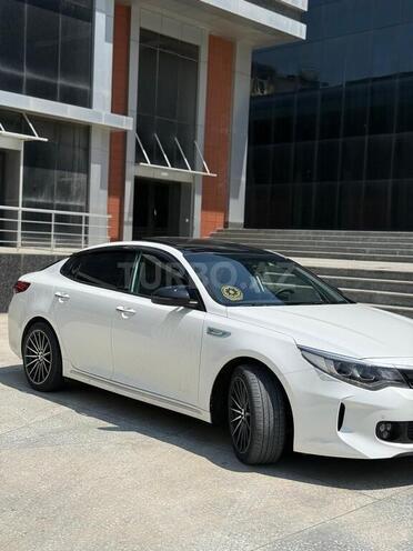 Kia K5-3