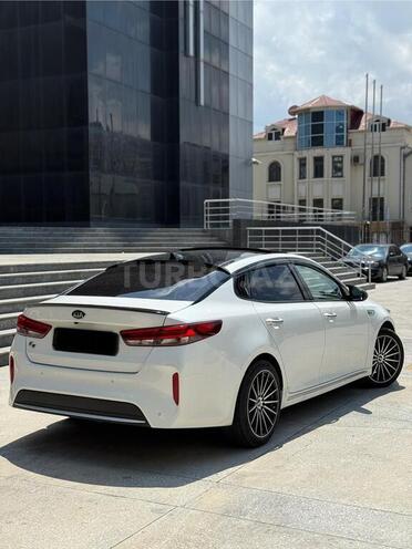 Kia K5-5