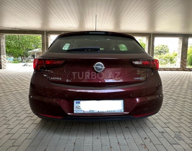 Opel Astra-2
