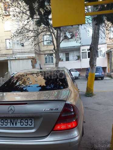Mercedes E 220-4