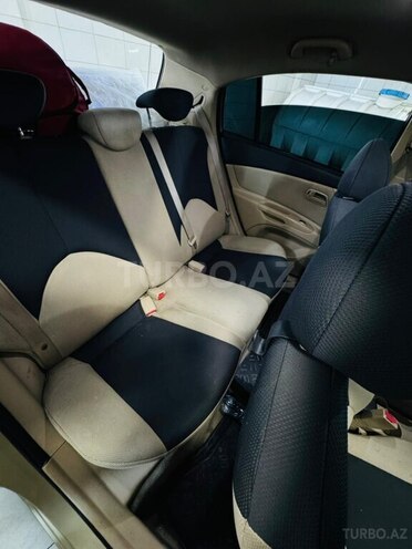 Kia Rio-15