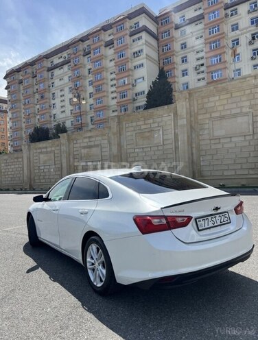 Chevrolet Malibu-5