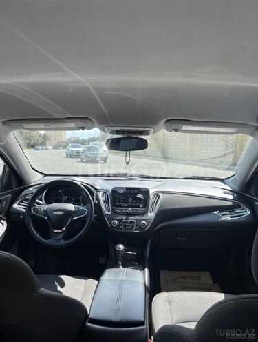 Chevrolet Malibu-7