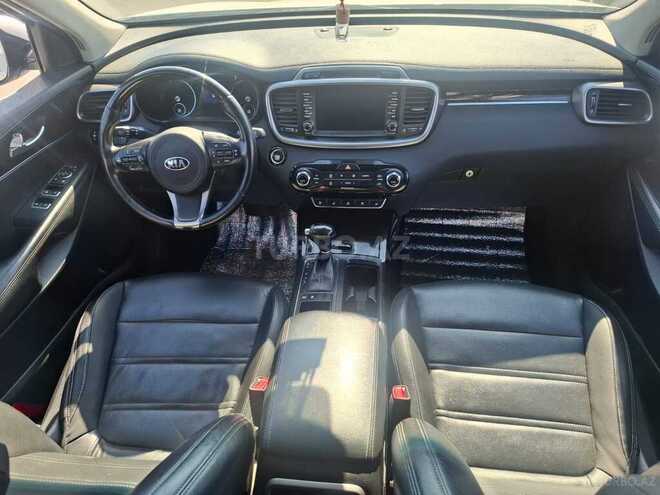 Kia Sorento-7