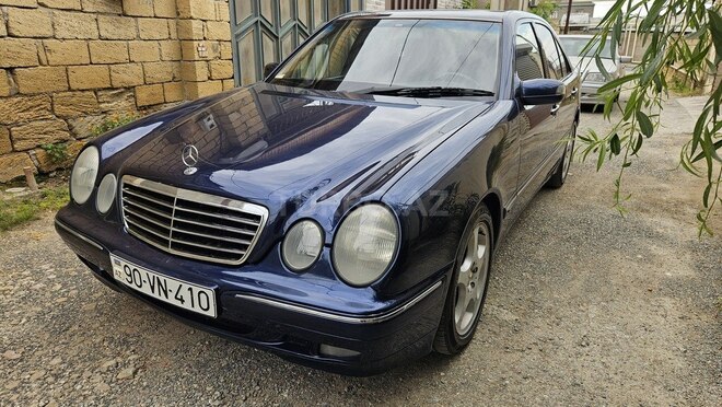 Mercedes E 240-9