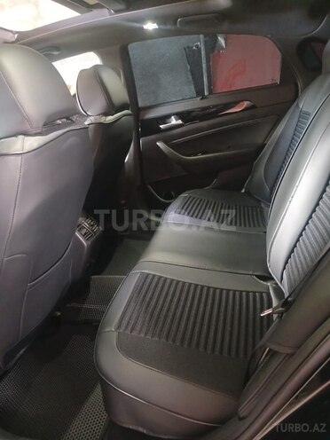 Hyundai Sonata-4