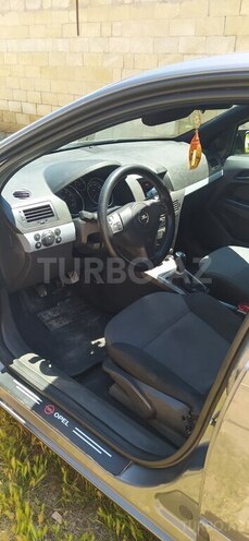 Opel Astra-10