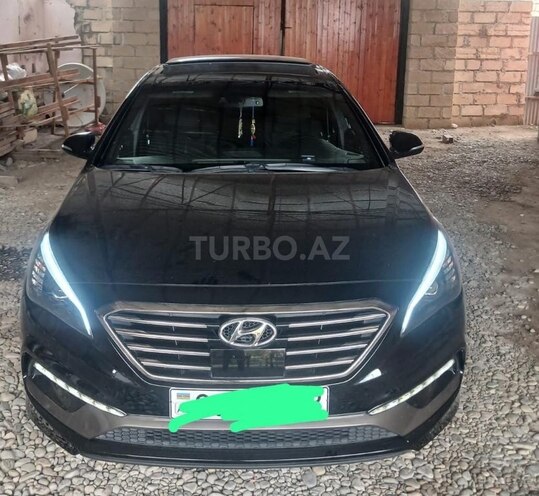 Hyundai Sonata-1