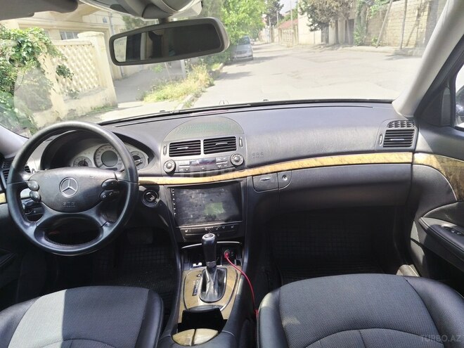 Mercedes E 220-14