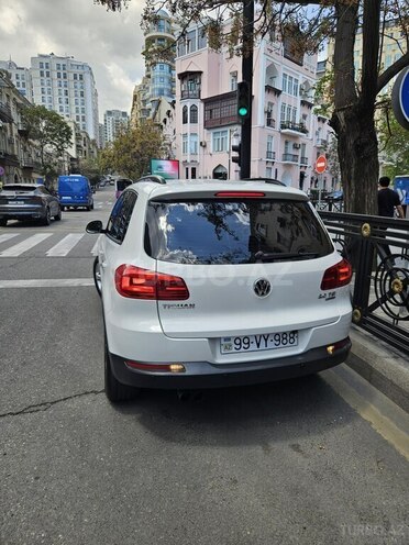 Volkswagen Tiguan-7