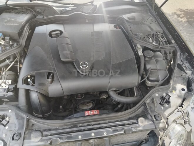 Mercedes E 220-6
