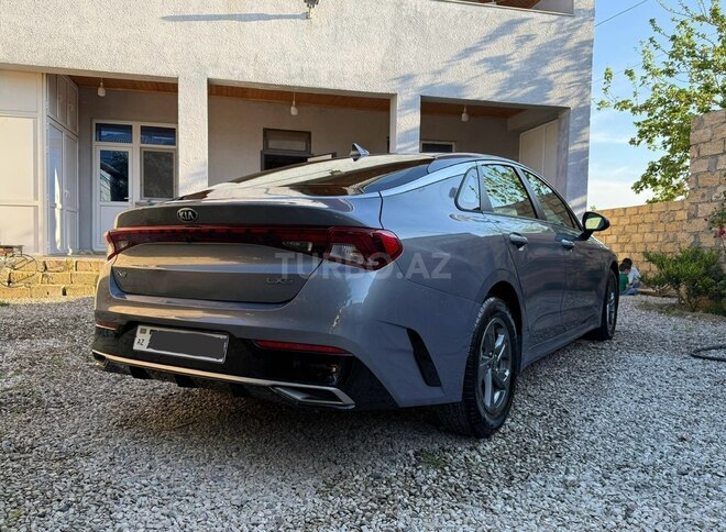 Kia K5-5