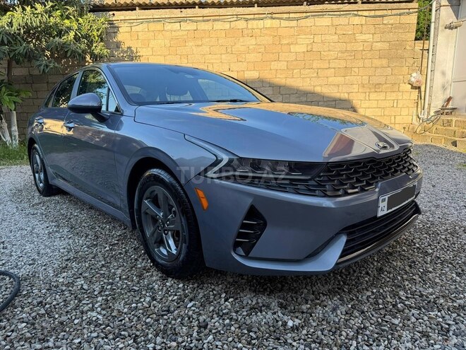 Kia K5-3