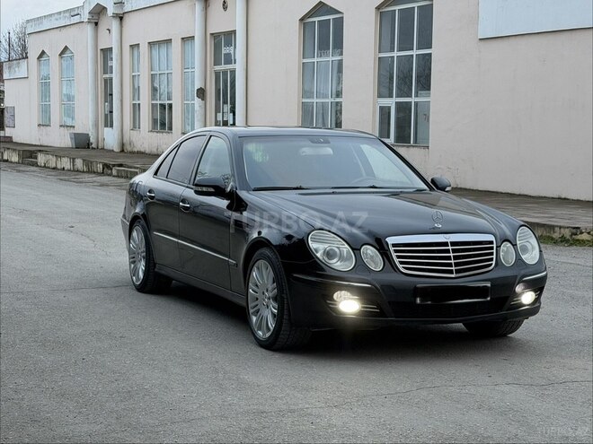 Mercedes E 220-3