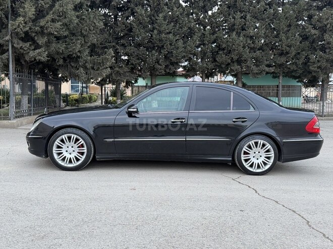 Mercedes E 220-4