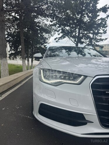 Audi A6-5