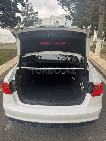 Audi A6-13