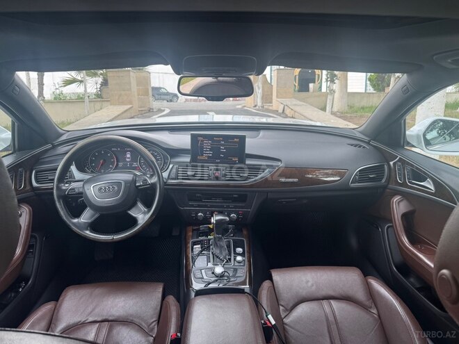 Audi A6-10