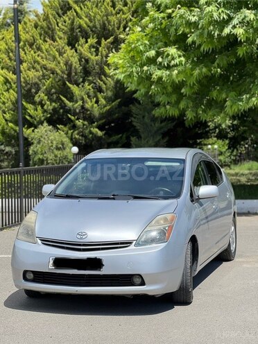 Toyota Prius-2