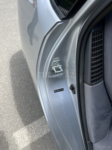 Toyota Prius-8