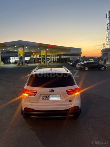 Kia Sorento-2