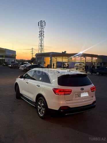 Kia Sorento-4