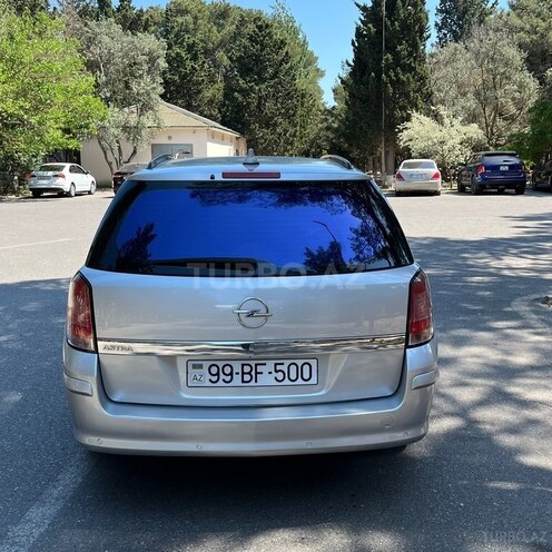 Opel Astra-2