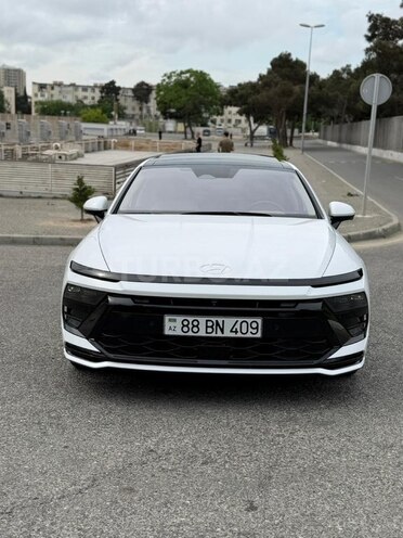 Hyundai Sonata-1