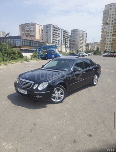 Mercedes E 220-4