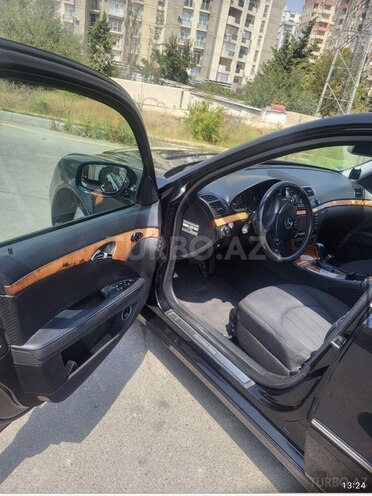 Mercedes E 220-16