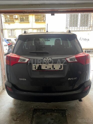 Toyota RAV4-2