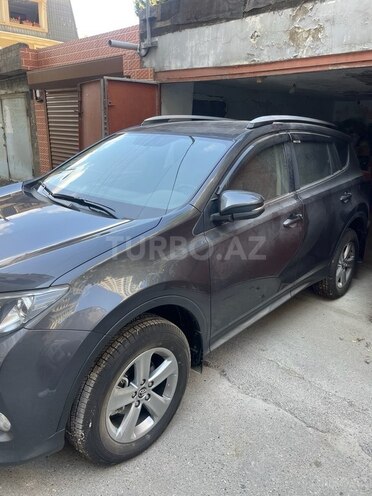 Toyota RAV4-4