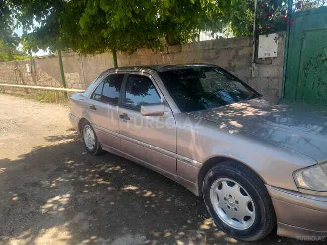 Mercedes C 180-2