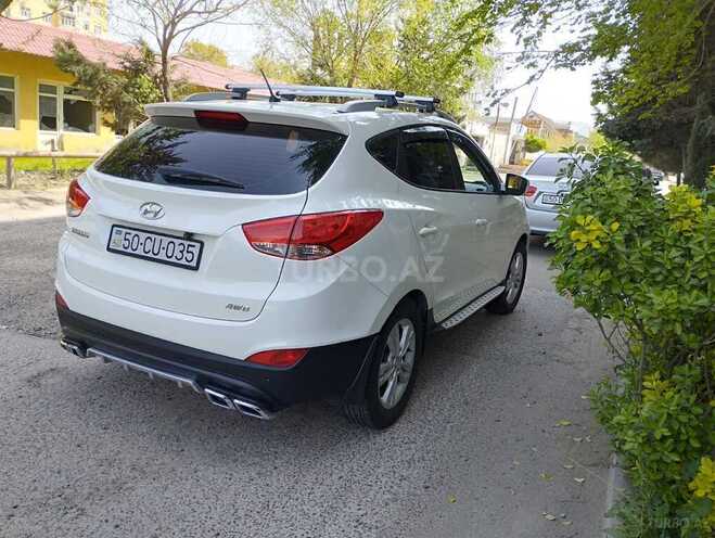 Hyundai ix35-12