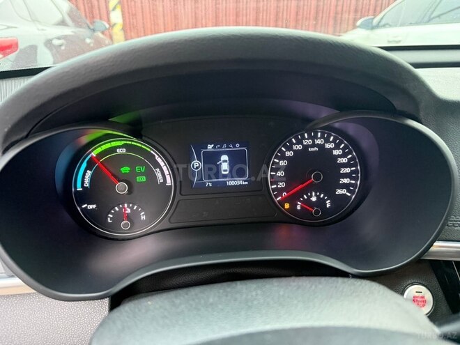 Kia K5-14
