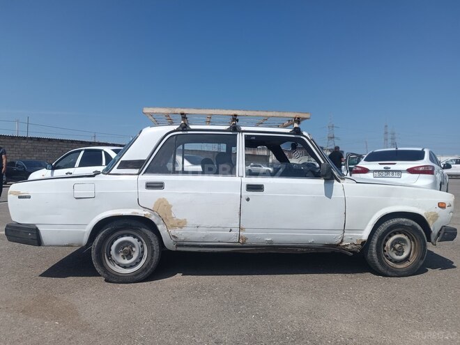 LADA (VAZ) 2107-8