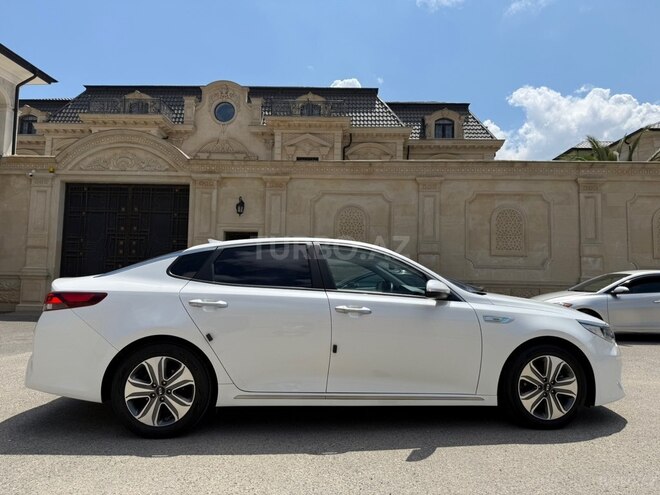 Kia K5-7