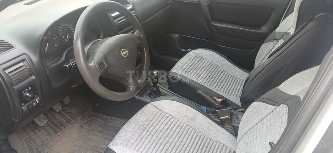 Opel Astra-4