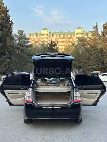 Toyota Prius-3