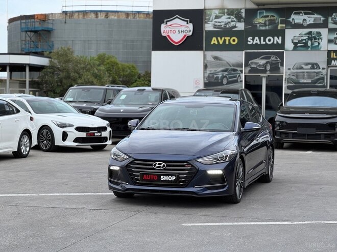 Hyundai Elantra-15
