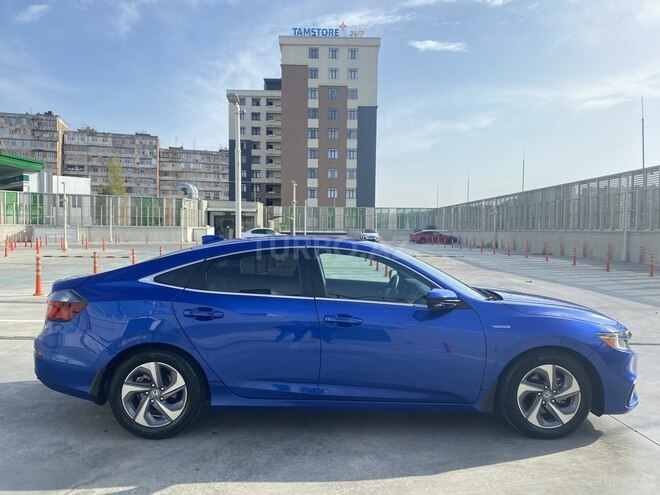 Honda Insight-4