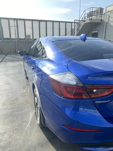 Honda Insight-7