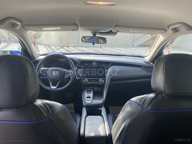 Honda Insight-11
