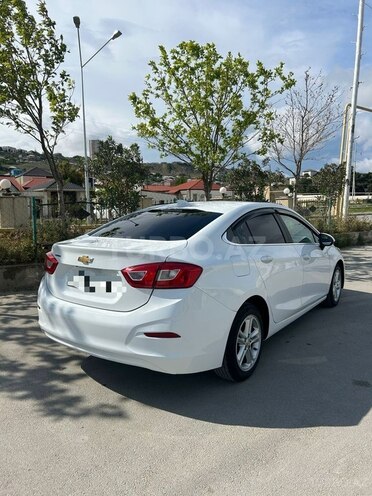 Chevrolet Cruze-2