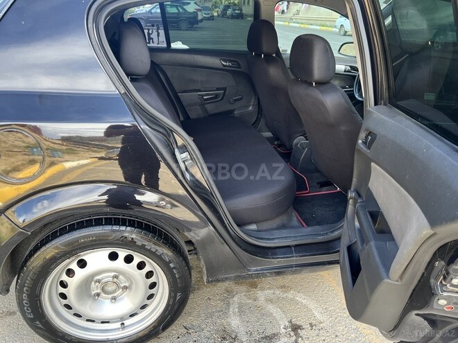 Opel Astra-7