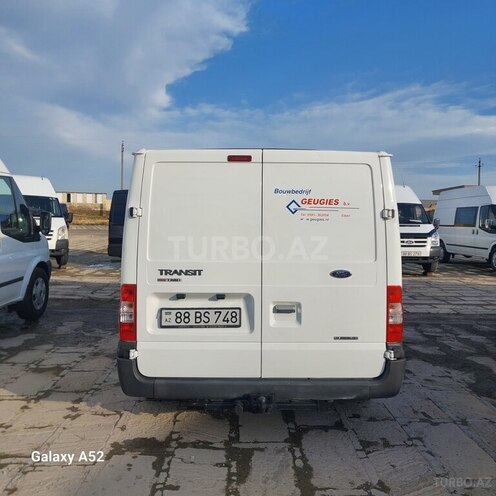 Ford Transit-2