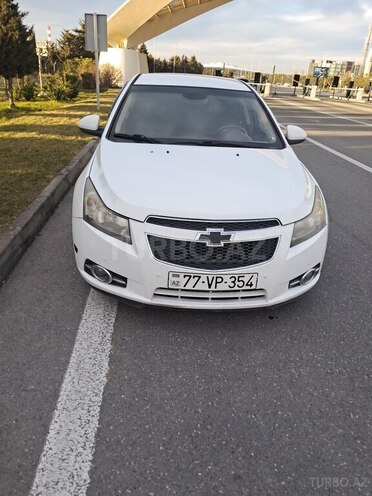 Chevrolet Cruze-1