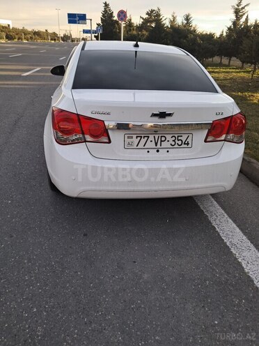 Chevrolet Cruze-4
